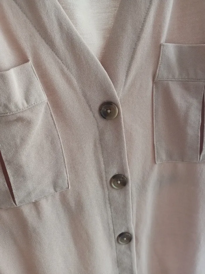 Blouse beige gros boutons taille XL - photo numéro 3