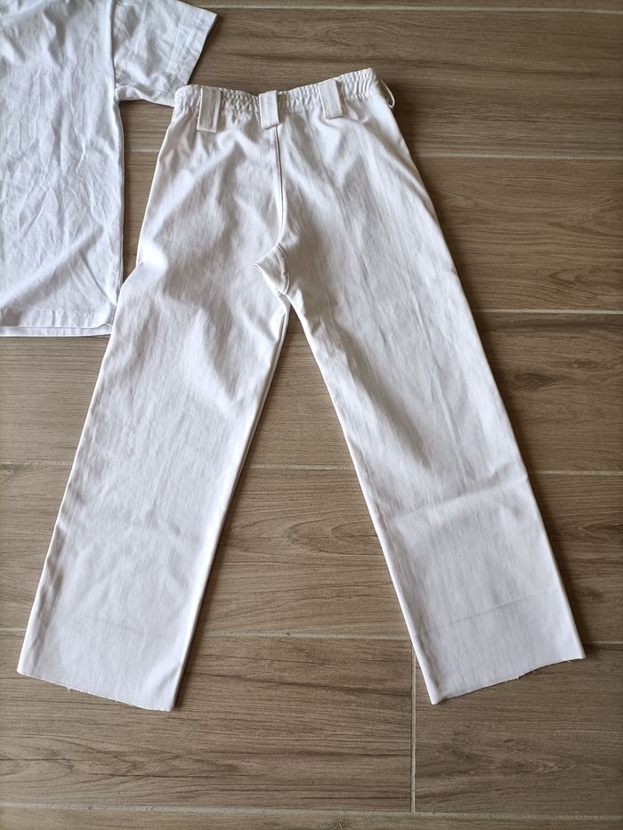 Tenue capoeira enfant tee shirt pantalon 8 ans mixte blanc bon état - photo numéro 5