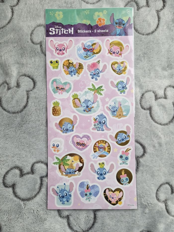 Lot stickers et cartes stitch - photo numéro 2