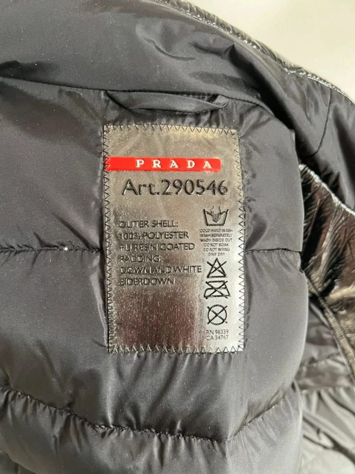 Doudoune sans manches noire Prada - photo numéro 7