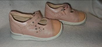 Chaussures fille 19
