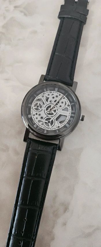 Montre pour homme neuve