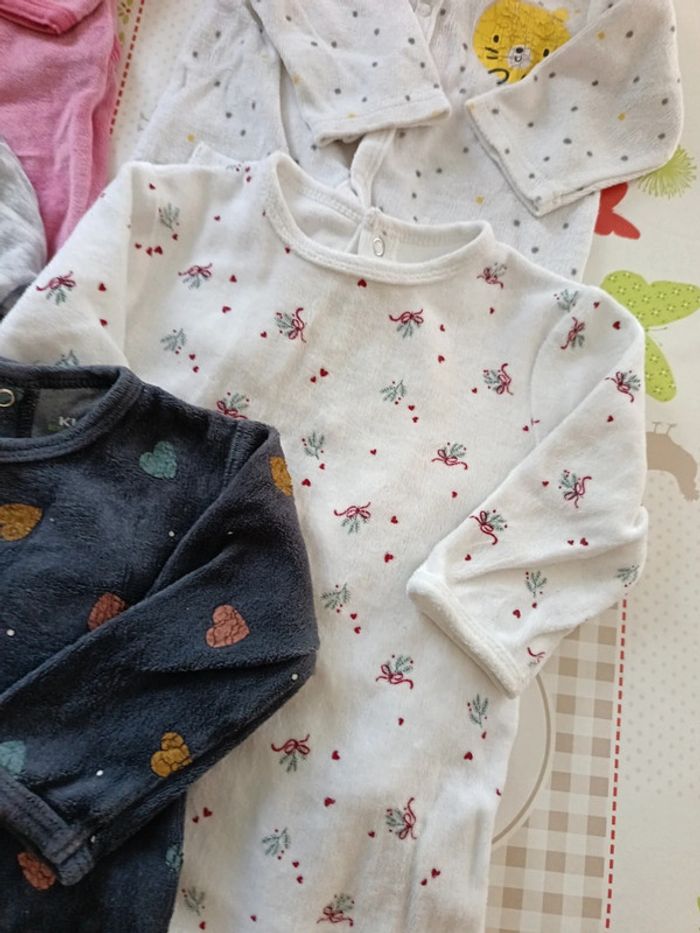 Lot de 5 pyjamas hiver 9 mois - photo numéro 5