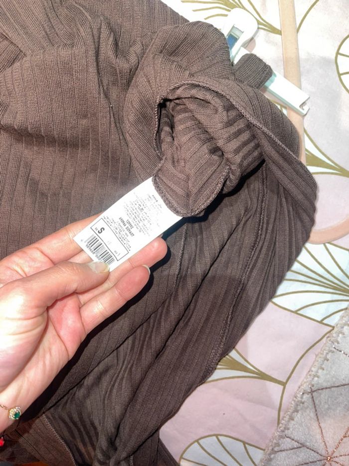 Jupe tube fendue en maille côtelée – Pimkie – Taille 36 - photo numéro 4