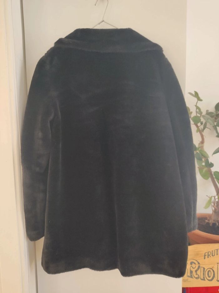 Manteau/ veste noir fausse fourrure camaïeu taille 42 - photo numéro 4