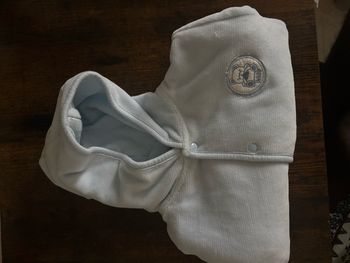 🧸 Pull bleu 1 mois avec capuche – Tissia