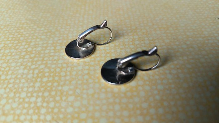 Boucles d'oreille métal argenté disque rond dormeuses - photo numéro 6