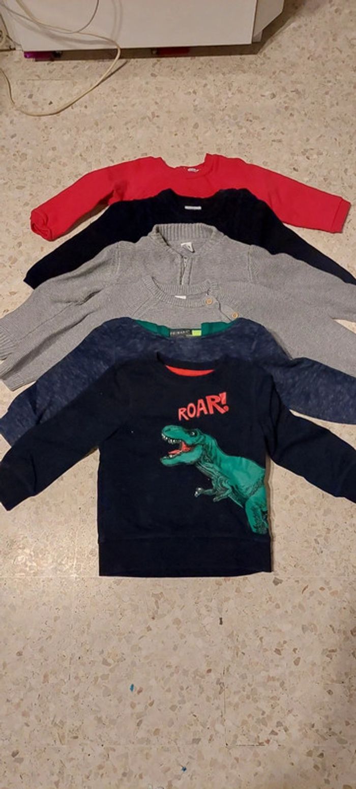 Lot de 9 pull, gilet, tee-shirt manches longues - photo numéro 3