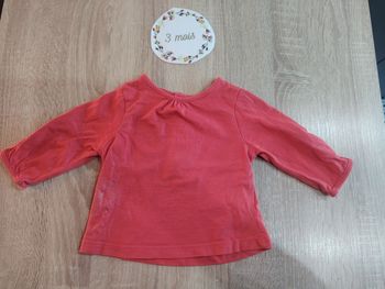 T-shirt corail manches longues bébé fille 3 mois obaibi tbe