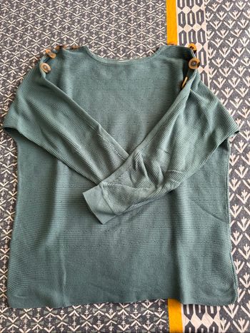 Pull camaïeu