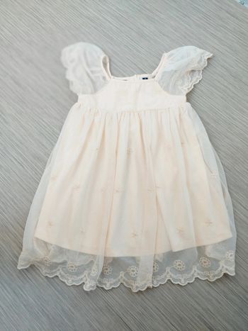 Robe beige fille taille 4 ans