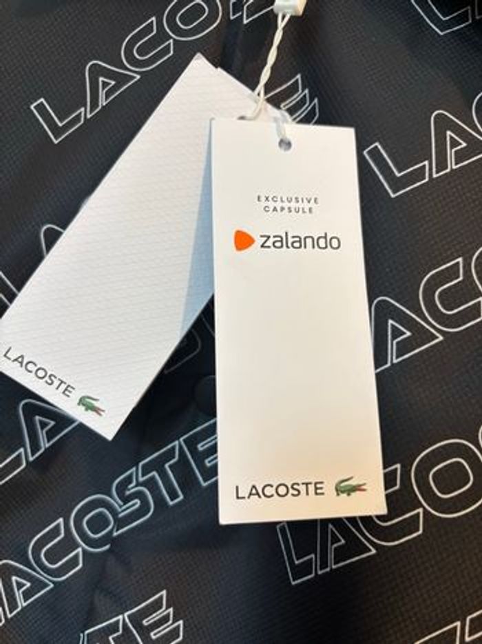 Veste Lacoste jamais porté neuf avec étiquette - photo numéro 8