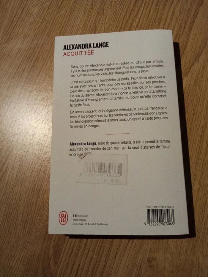 Acquittée Alexandra Lange - photo numéro 2