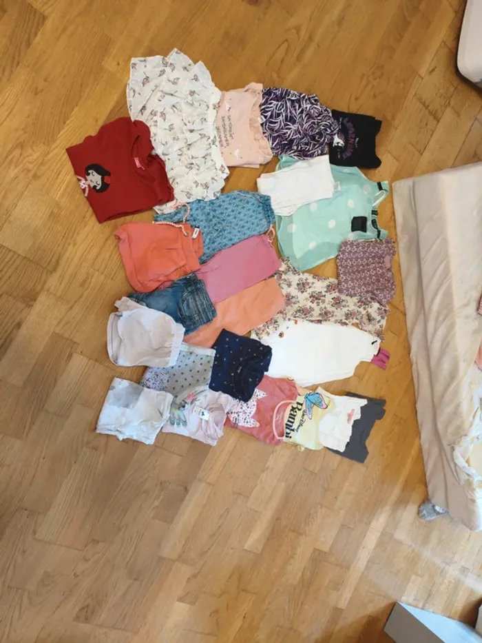 Lot vêtements été 4 ans