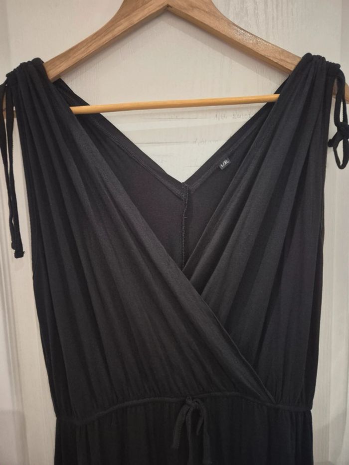 Robe noire taille 42 - photo numéro 3
