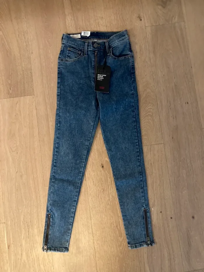 Levi’s stretch extra high rise slim through hip and thigh - photo numéro 2