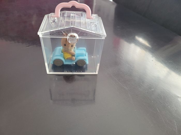 Sylvanian Families 5203 Valisette bébé Écureuil et voiture - photo numéro 2