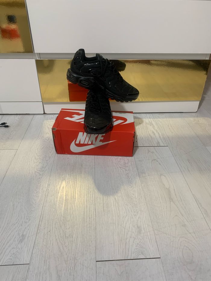 Chaussures pour garçons tn nike noir - photo numéro 3