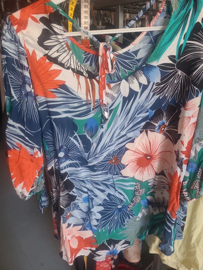 Blouse fleuri - photo numéro 2