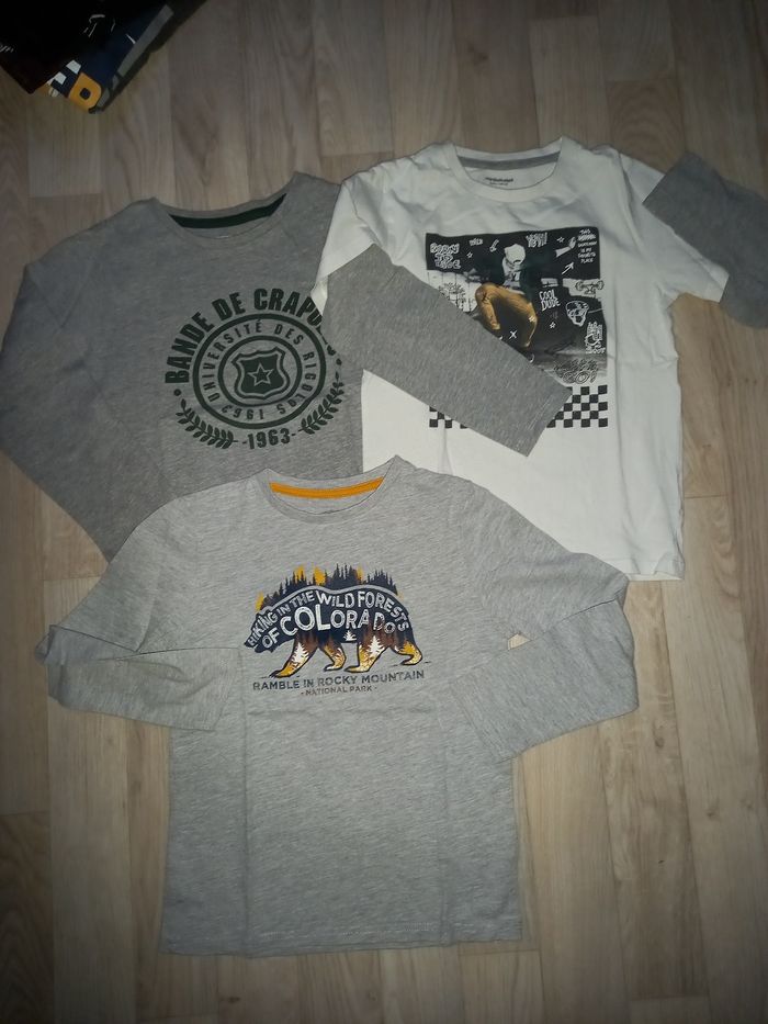 Lit de 3 hauts à manches longues