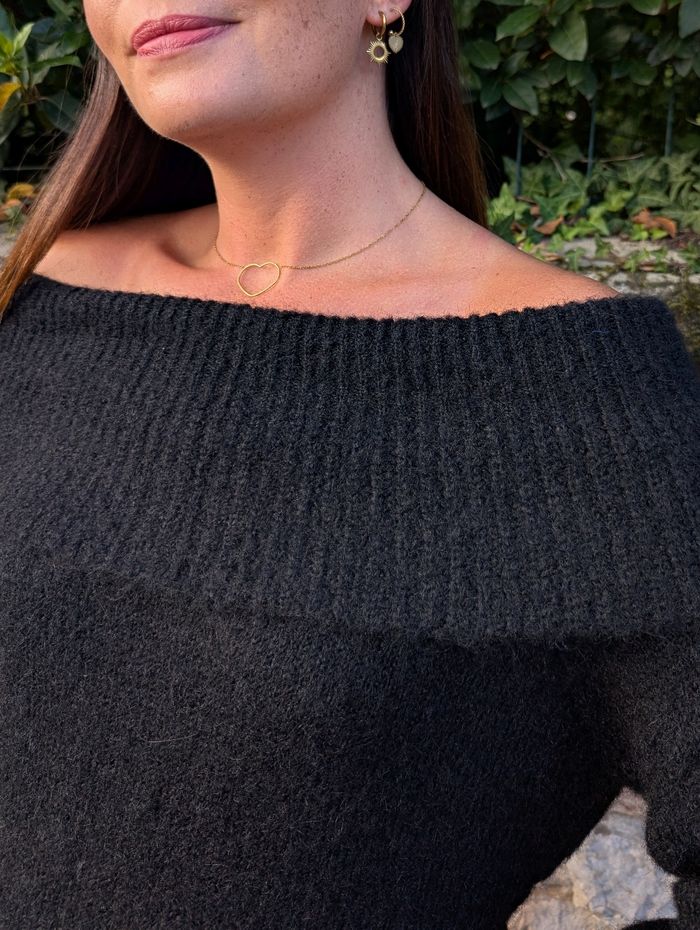 Robe pull Brest noir épaules dénudées
TU - photo numéro 3