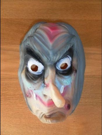masque sorcière halloween