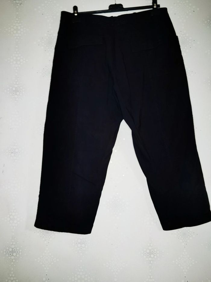 D3029 - pantacourt femme T 48 - photo numéro 2