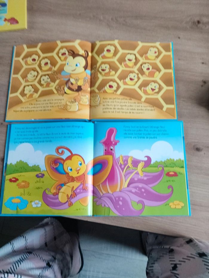 Lot livres buzzy l'abeille et funny la chenille - photo numéro 4