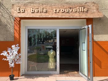 Vêtements femmes, hommes, enfants, bébés