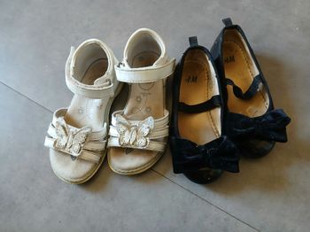 Lots de chaussures taille 25