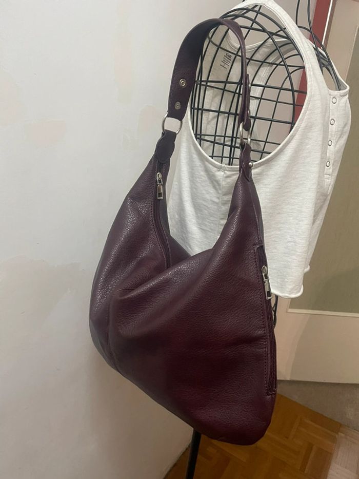 Valeur en boutique 34€ Grand Sac Fourre- Tout violet. Sac à Main violet très Élégant et raffiné - photo numéro 7