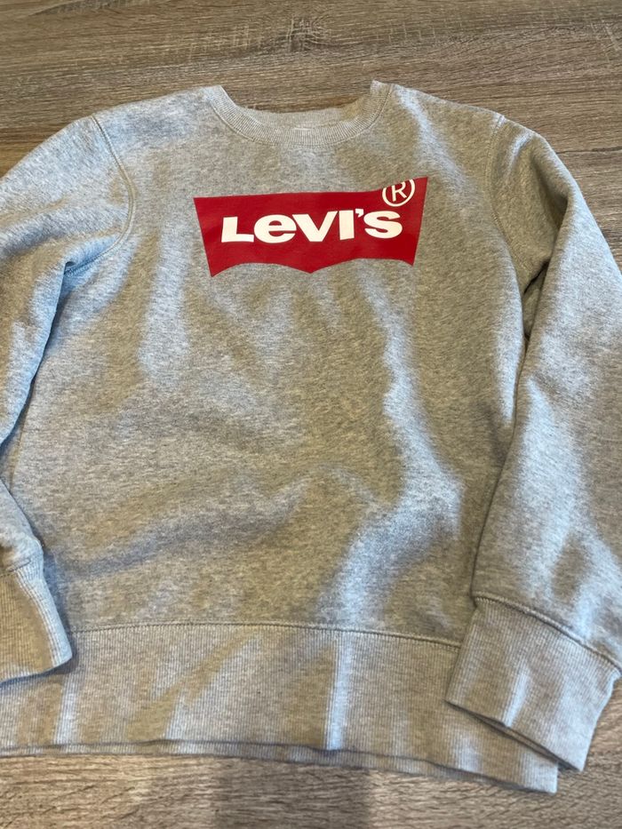 Pull Lévis T12ans