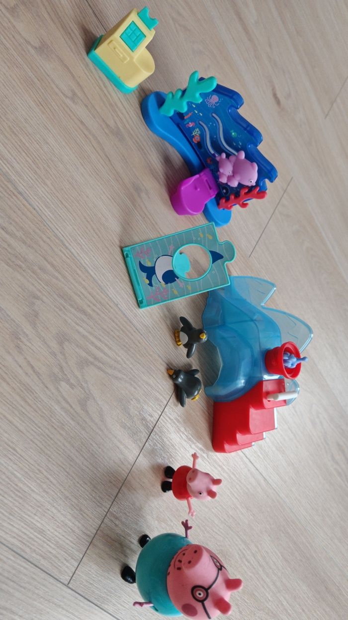 Peppa pig à l'aquarium - photo numéro 3