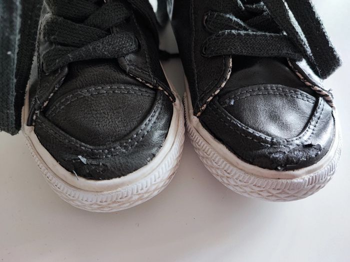 Baskets grises - photo numéro 2