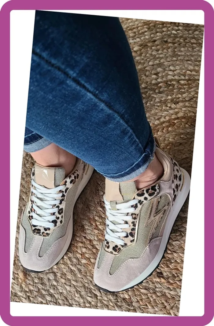 Basket à imprimé léopard beige, taille 38, neuves - photo numéro 4