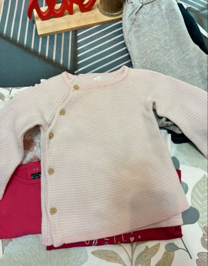 Lot de 8 vêtements bébé - 6 mois - photo numéro 8