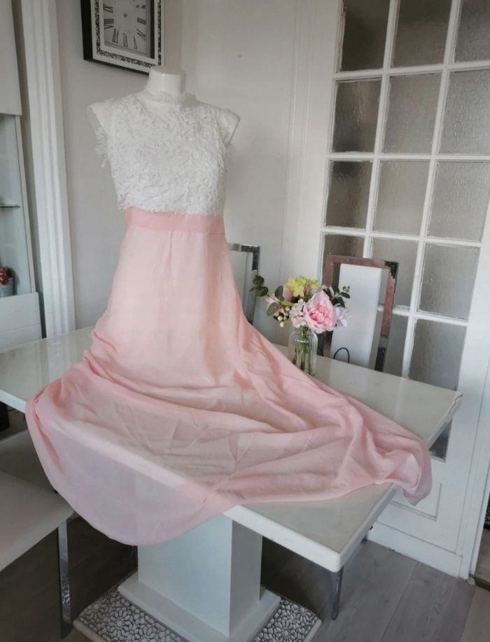 🩷🤍Jolie Robe Longue Cérémonie 🩶🤍 - photo numéro 2