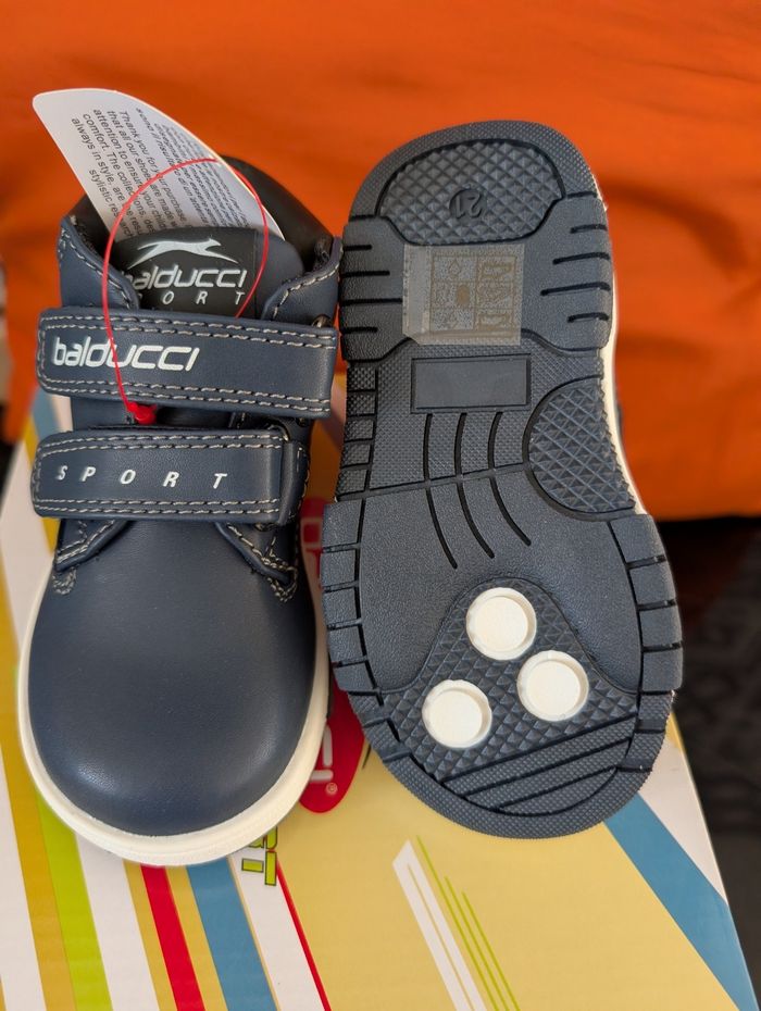 Chaussures garçon. Taille 21. Neuf. Balducci - photo numéro 5