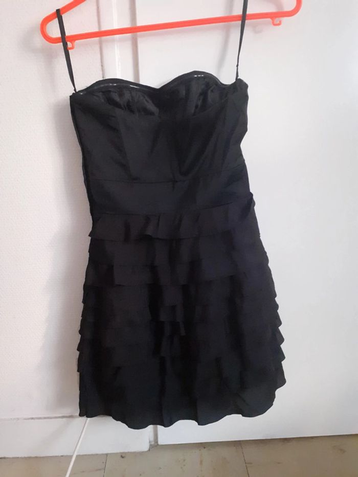 Petite robe noire - photo numéro 2