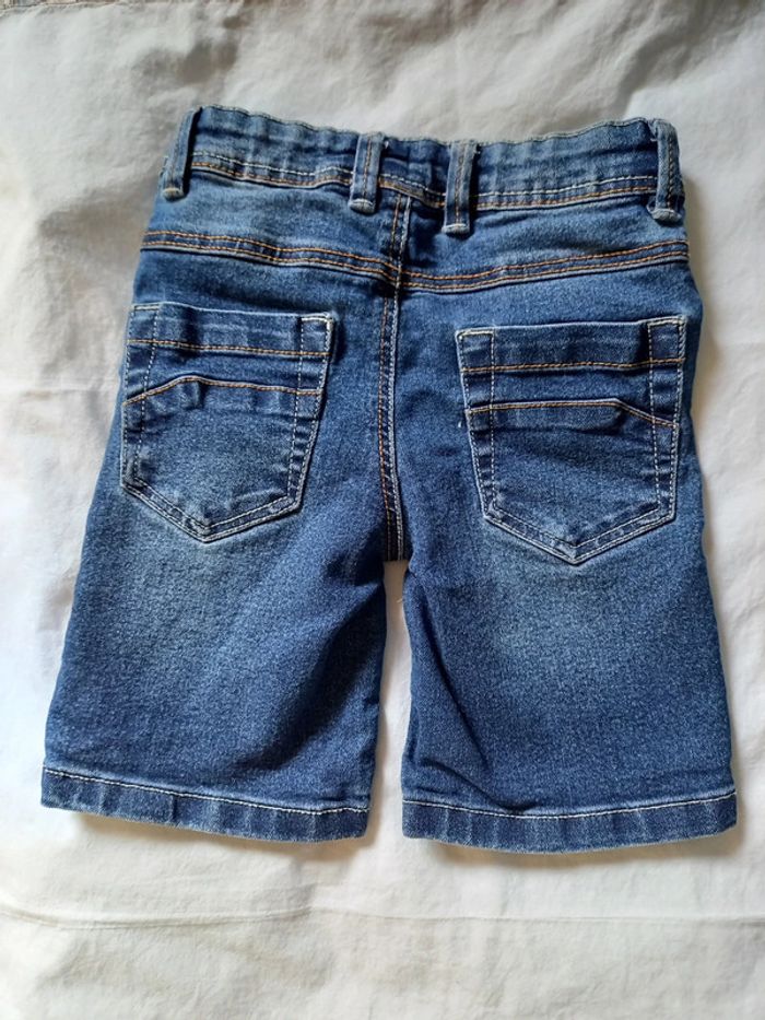 Bermuda en jean 2 ans U essentiel neuf - photo numéro 2