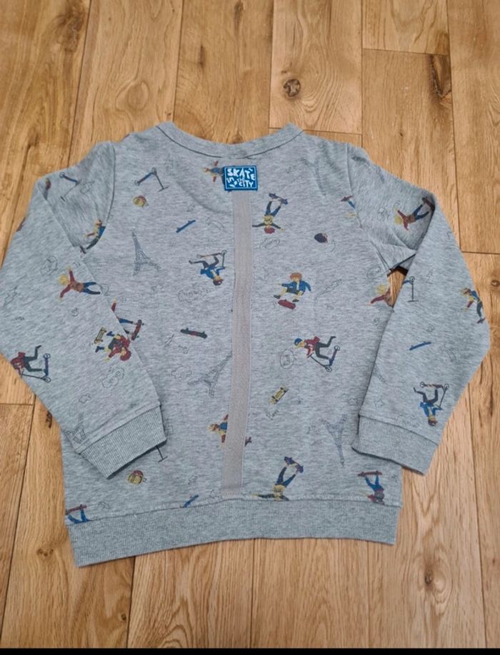Sweat gris chiné motif street 8 ans neuf - photo numéro 2