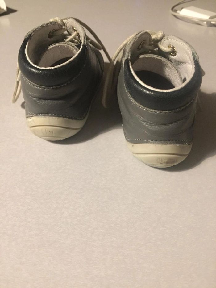 Chaussures Babybotte pointure 20 - photo numéro 2