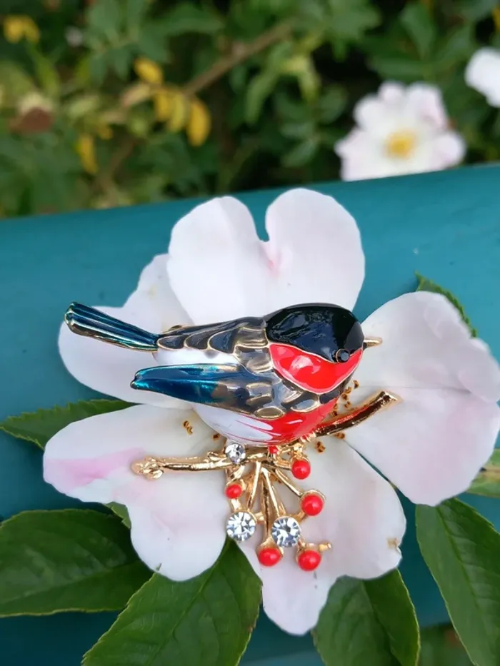 Broche animale en forme d oiseau rouge gorge en métal émaillé - photo numéro 3