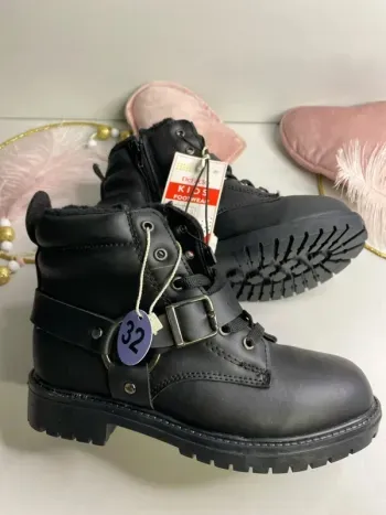 Bottines fourrées fille (neuf) - Taille 32