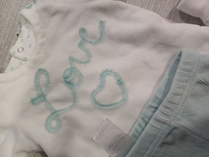 Ensemble velours bébé - photo numéro 2