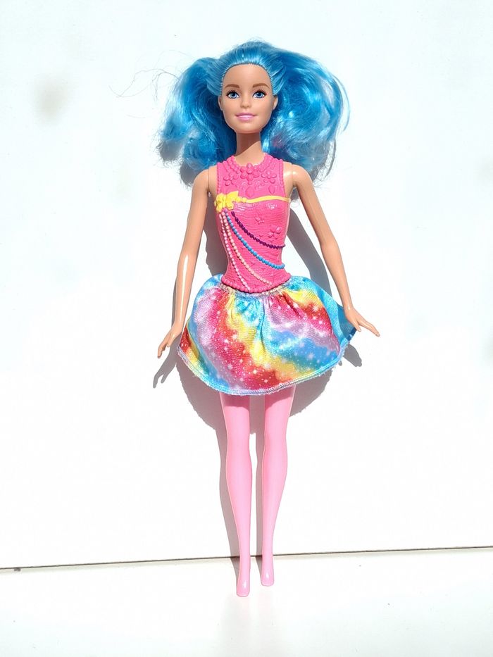 Poupée mattel Barbie Rainbow Kingdom Fairy cheveux bleu - photo numéro 1
