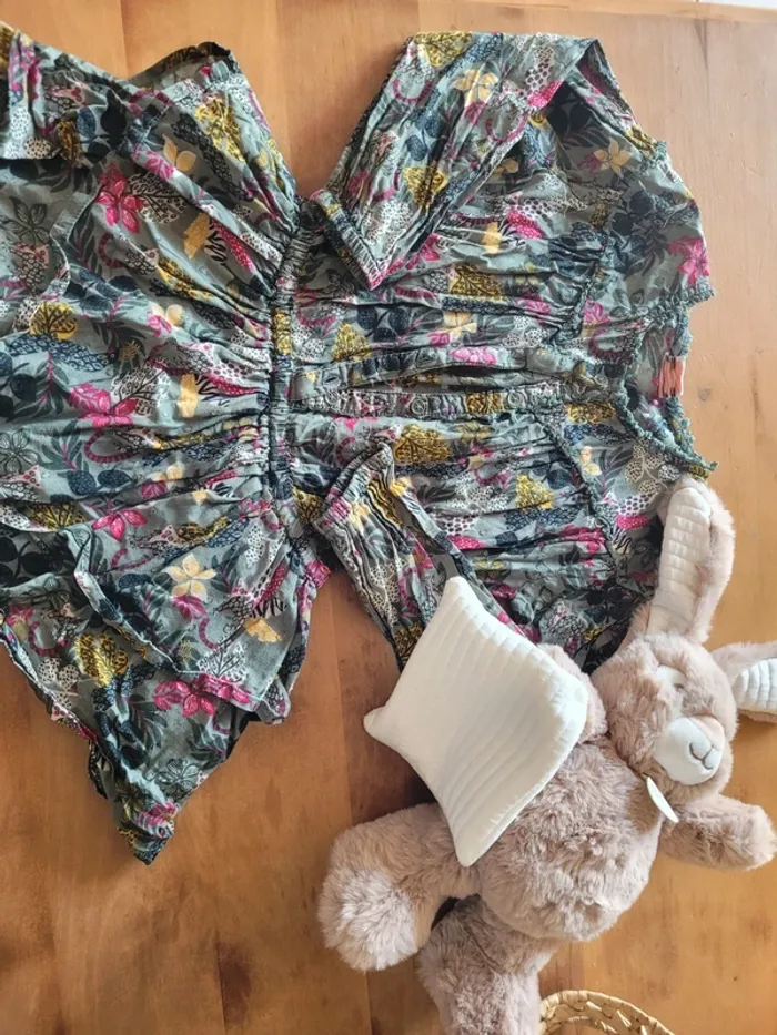 Robe à fleurs tape a l'œil