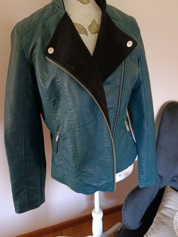 Blouson perfecto comme neuf aucuns défauts 