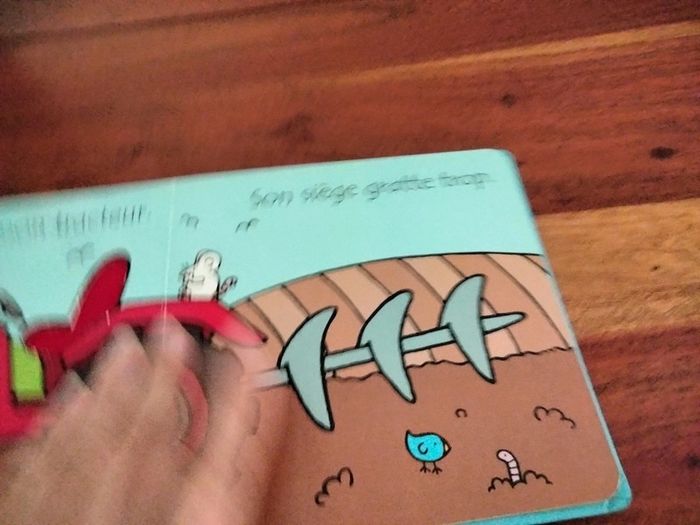 Livre cartonné où est mon tracteur les tout doux usborne - photo numéro 5