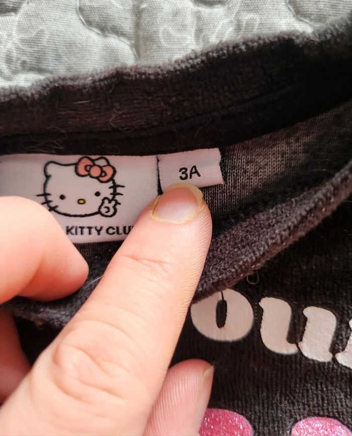 Haut de pyjama hello kitty 3 ans - photo numéro 3